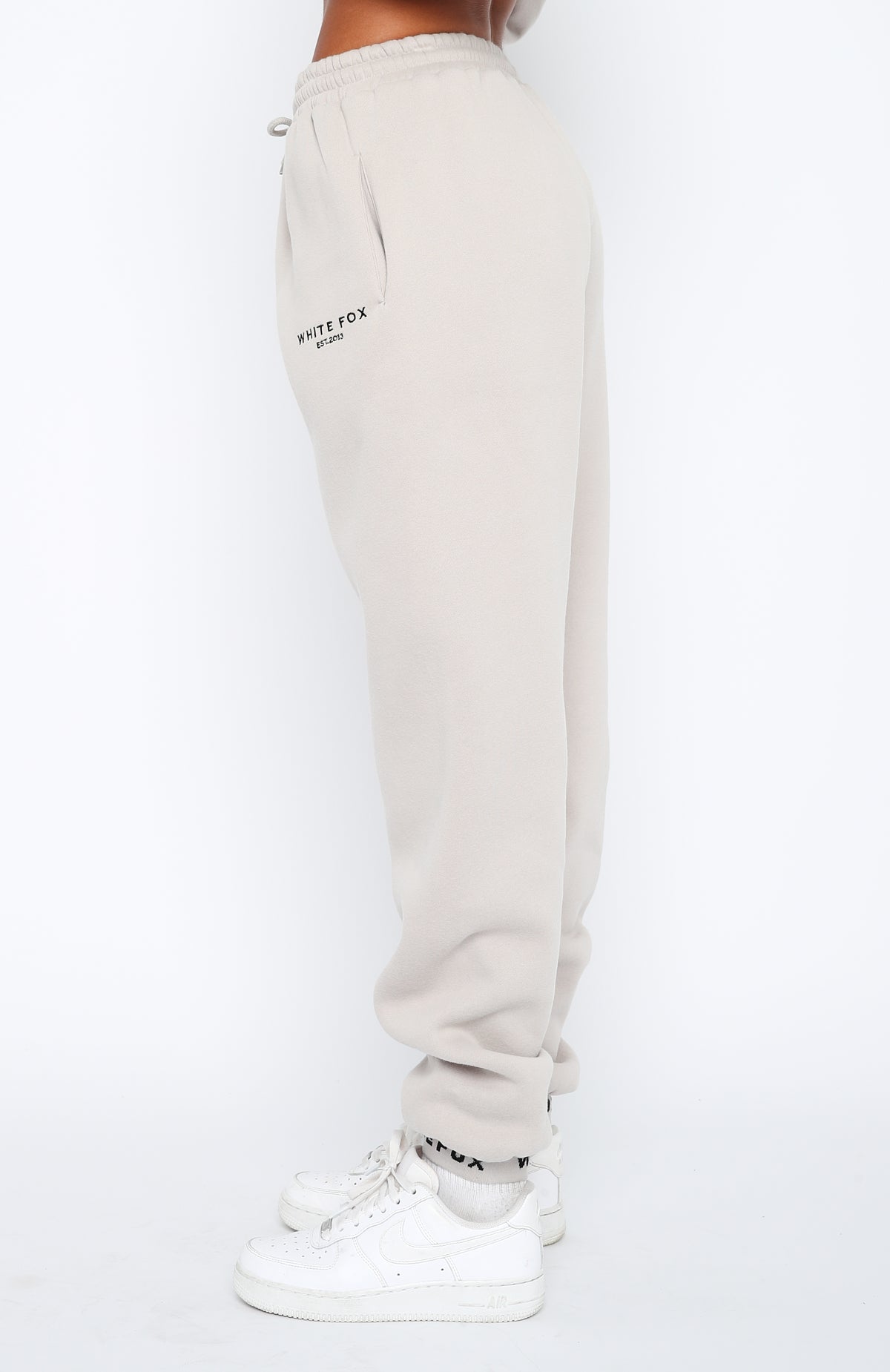 Put It On Repeat Sweatpants Lunar - WHITE FOX