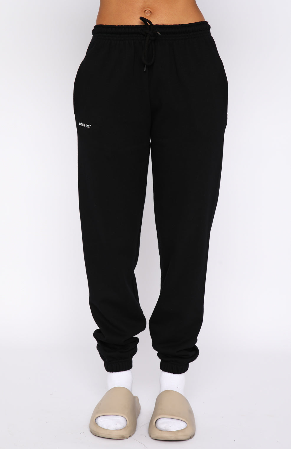 Not An Issue Sweatpants Black - WHITE FOX
