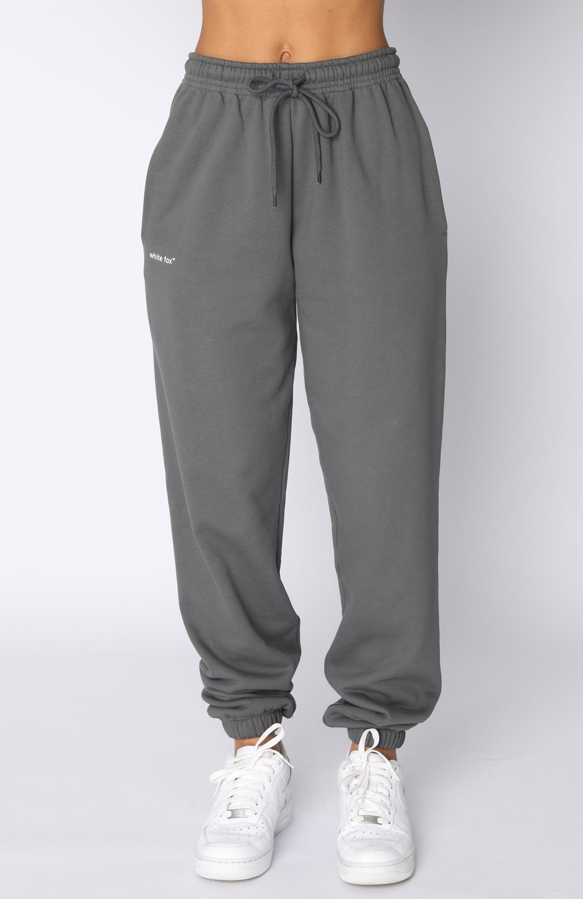 Not An Issue Sweatpants Slate - WHITE FOX