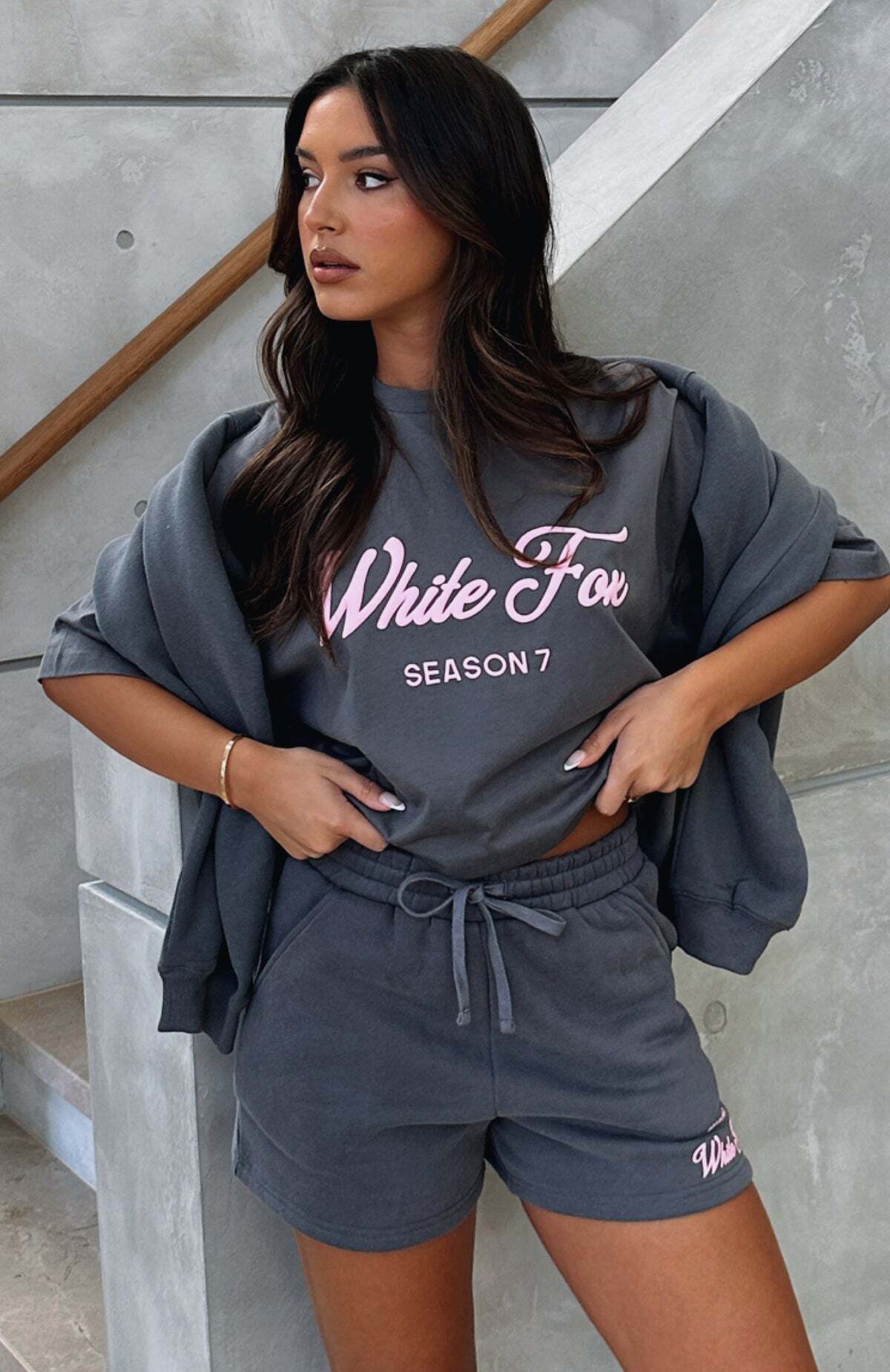 Season 7 Oversized Tee Monument - WHITE FOX