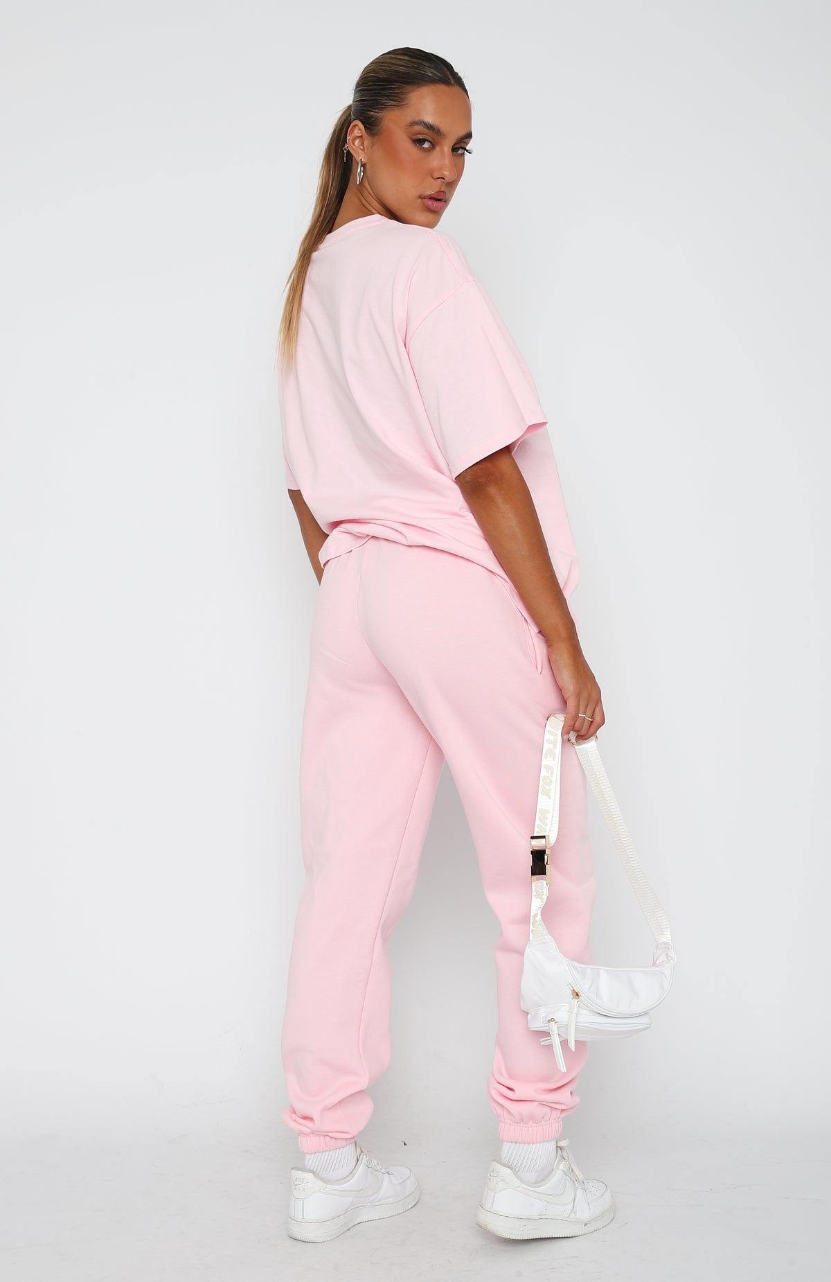 Leisure Series Sweatpants Posy - WHITE FOX