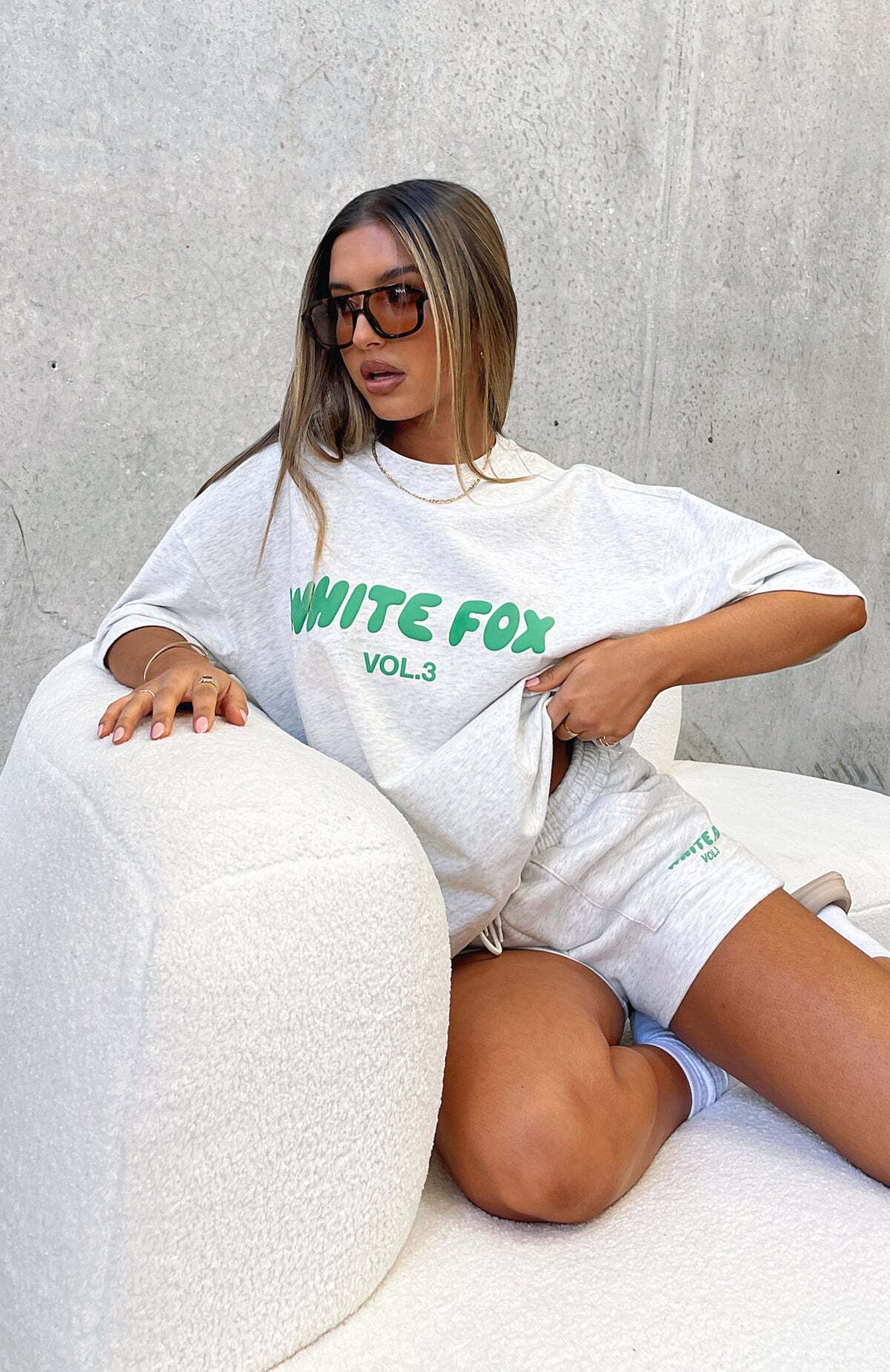 Offstage Oversized Tee Glacier Grey - WHITE FOX
