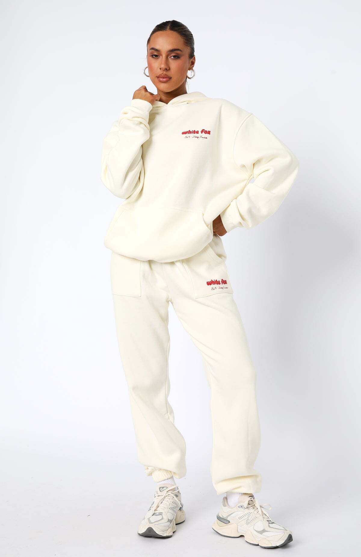 Era 8 Sweatpants Cherry Cream - WHITE FOX