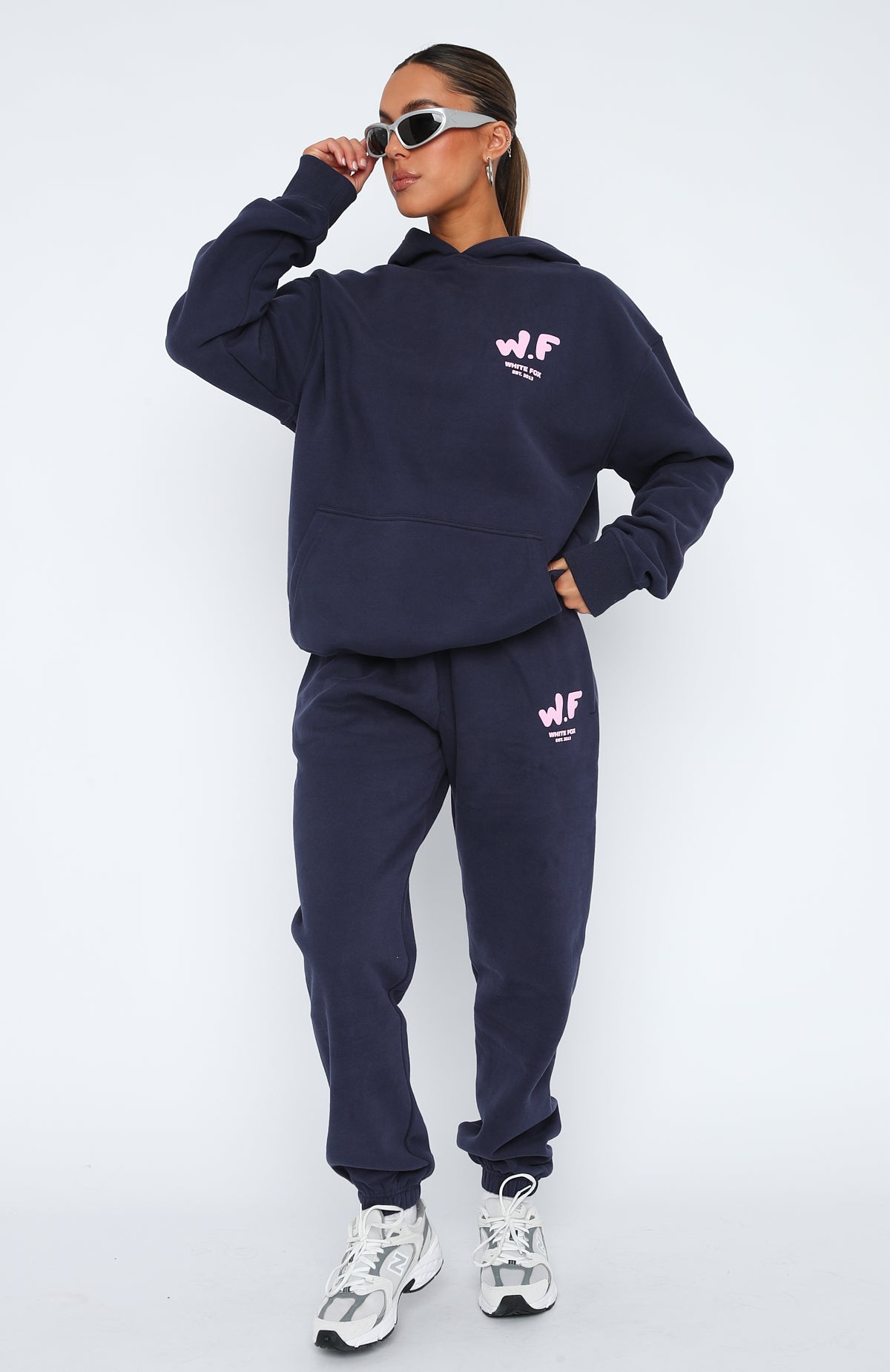 The New Standard Sweatpants Navy - WHITE FOX