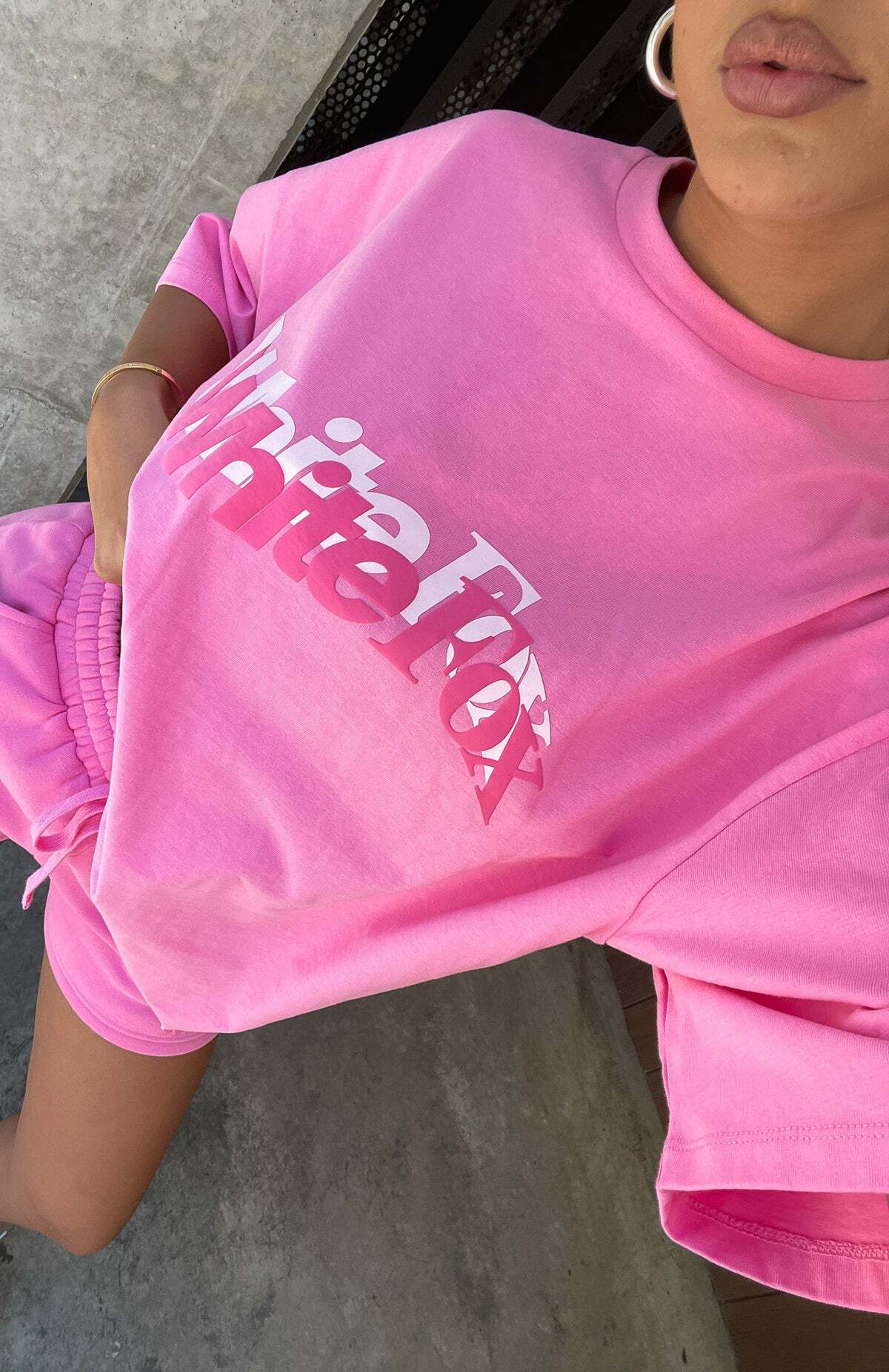 So Wavy Oversized Tee Pink - WHITE FOX