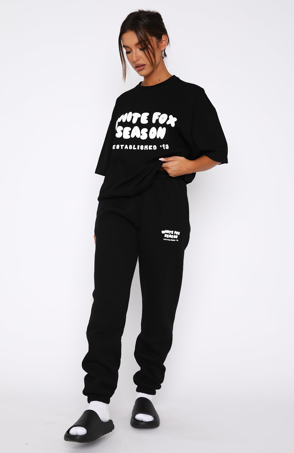 The Main Season Sweatpants Black - WHITE FOX