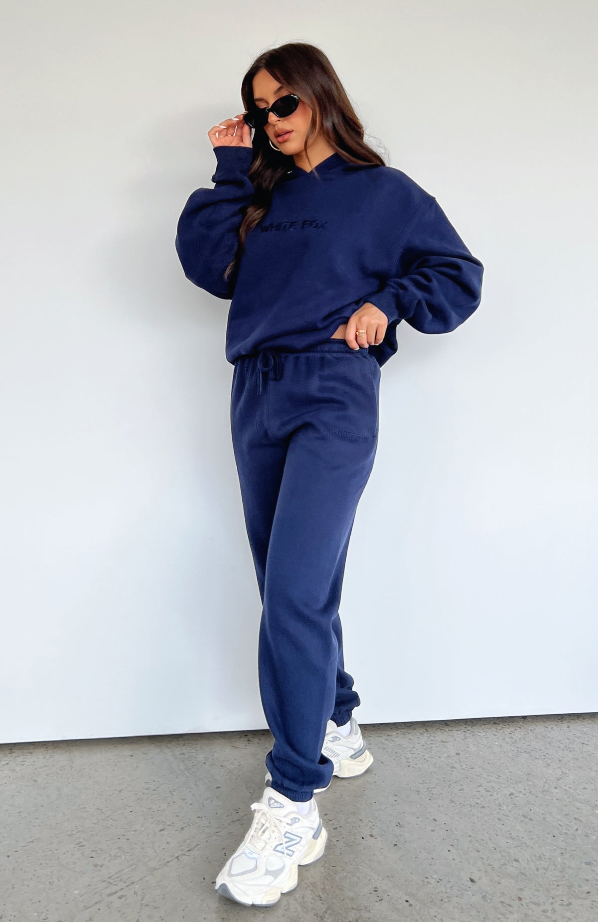 Stay Lifted Sweatpants Navy - WHITE FOX