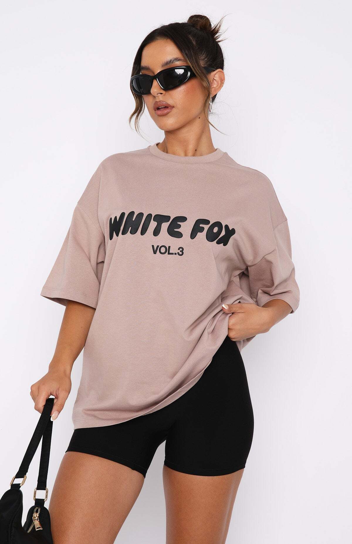 Offstage Oversized Tee Cinnamon - WHITE FOX