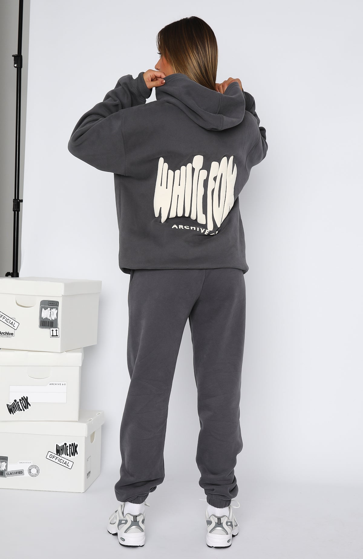 Archive 6.0 Sweatpants Ash - WHITE FOX